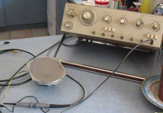 signal generator and speaker.jpg