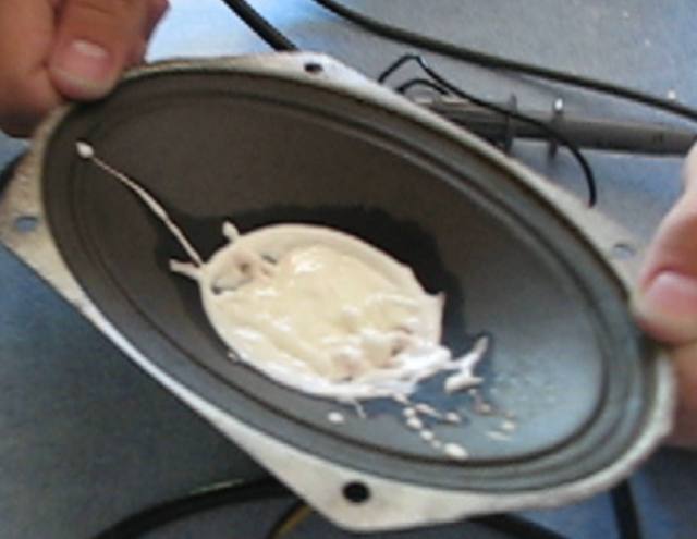 non-newtonian fluid in action.jpg